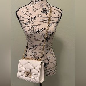 NWT 100% AUTHENTIC MICHAEL KORS Sm Flap SERENA bag.